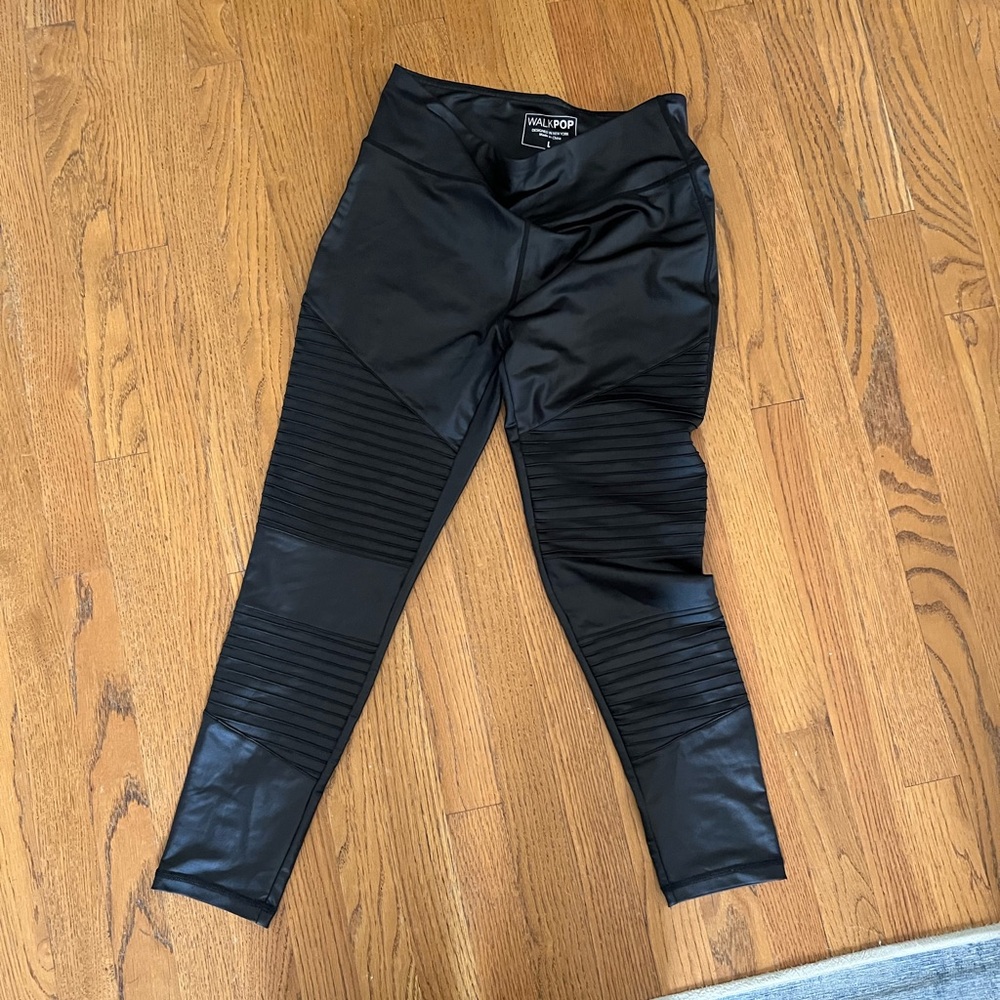 NWOT WALKPOP Black yoga pants / leggings